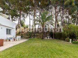 Casa (unifamiliar aislada), 225 m², cerca de bus y tren