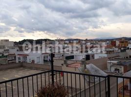 Attic, 82 m², near bus and train