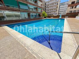 Apartament, 51 m², prop de bus i tren