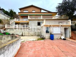 Casa (unifamiliar aïllada), 325 m², prop de bus i tren, seminou