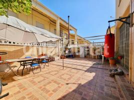 Houses (detached house), 122 m², near bus and train