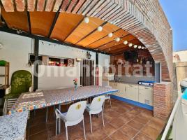 Casa (unifamiliar aislada), 185 m², cerca de bus y tren