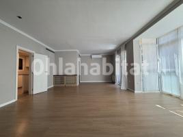 Piso, 141 m², cerca de bus y tren, Sant gervasio
