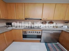 Flat, 85 m², near bus and train, Les roquetes