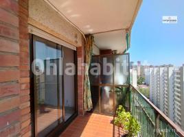 Pis, 95 m², prop de bus i tren