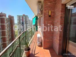 Pis, 95 m², prop de bus i tren