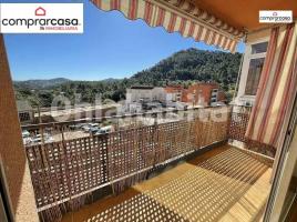 Pis, 83 m², prop de bus i tren