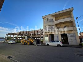  (unifamiliar aïllada), 501 m², près de bus et de train