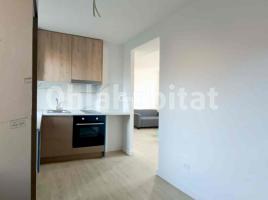 Apartamento, 38 m², cerca de bus y tren