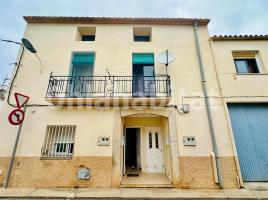 Houses (detached house), 313 m², near bus and train