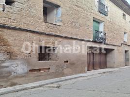 Casa (unifamiliar aïllada), 742 m², prop de bus i tren