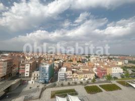 Ático, 115 m², cerca de bus y tren