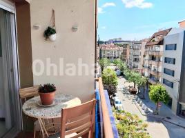 Flat, 95 m², near bus and train