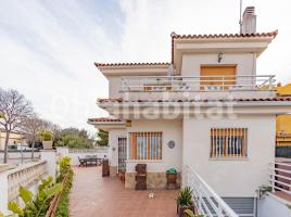 Casa (unifamiliar aïllada), 173 m², prop de bus i tren, seminou