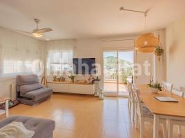 Casa (unifamiliar aislada), 154 m², cerca de bus y tren, seminuevo
