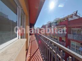 Flat, 80 m², near bus and train, Centre