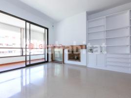 Piso, 126 m², cerca de bus y tren