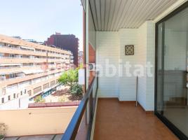 Piso, 126 m², cerca de bus y tren