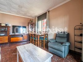 Piso, 98 m², cerca de bus y tren