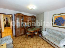 Pis, 103 m², prop de bus i tren