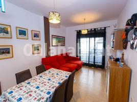 Pis, 78 m², prop de bus i tren, seminou