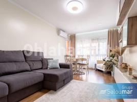Flat, 108 m², near bus and train