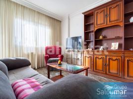 Pis, 125 m², prop de bus i tren