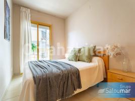 Pis, 66 m², prop de bus i tren