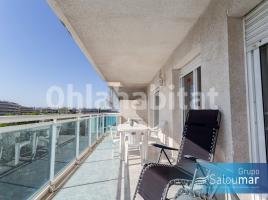 Flat, 82 m², near bus and train