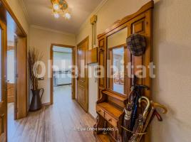 Pis, 99 m², prop de bus i tren