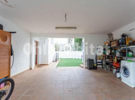 Casa (unifamiliar aislada), 169 m², cerca de bus y tren, seminuevo