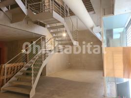 , 396 m²