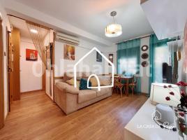 Piso, 60 m², cerca de bus y tren