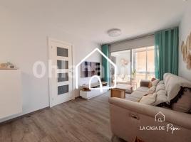 Piso, 82 m², cerca de bus y tren