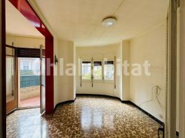 Piso, 138 m², cerca de bus y tren