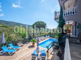 Casa (unifamiliar aislada), 285 m², cerca de bus y tren