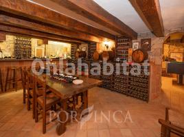 Houses (detached house), 340 m², near bus and train
