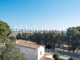 Casa (unifamiliar aislada), 183 m², cerca de bus y tren