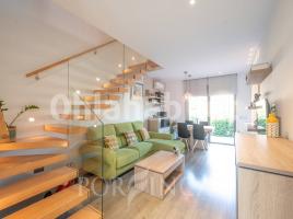  (unifamiliar adossada), 126 m², près de bus et de train, presque neuf