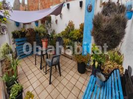 Piso, 210 m², cerca de bus y tren