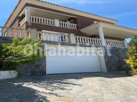 Casa (unifamiliar aïllada), 318 m², prop de bus i tren, seminou