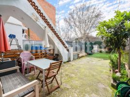 Flat, 97 m², near bus and train