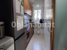 Piso, 75 m², cerca de bus y tren, seminuevo
