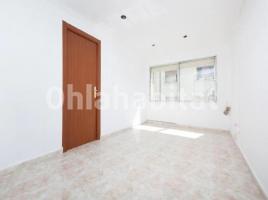 Piso, 75 m², cerca de bus y tren