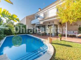 Houses (terraced house), 193 m², near bus and train, Calle Isla Cristina