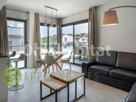 Attic, 200 m², near bus and train, new