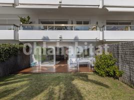 Piso, 124 m², cerca de bus y tren, Primera línea de mar