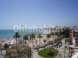 Àtic, 92 m², près de bus et de train