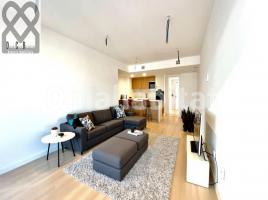 Pis, 98 m², prop de bus i tren, nou