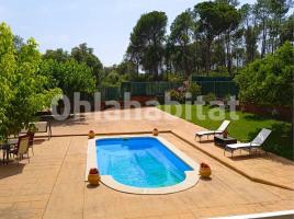  (unifamiliar aïllada), 209 m², près de bus et de train, Santa Coloma Residencial